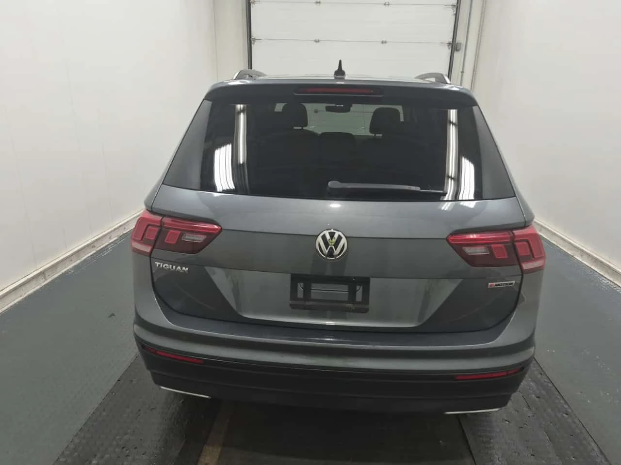 VW Tiguan * COMFORTLINE * АВТОКРЕДИТ БЕЗ ПЪРВОНАЧАЛНА ВНОСКА, снимка 7 - Автомобили и джипове - 54538179