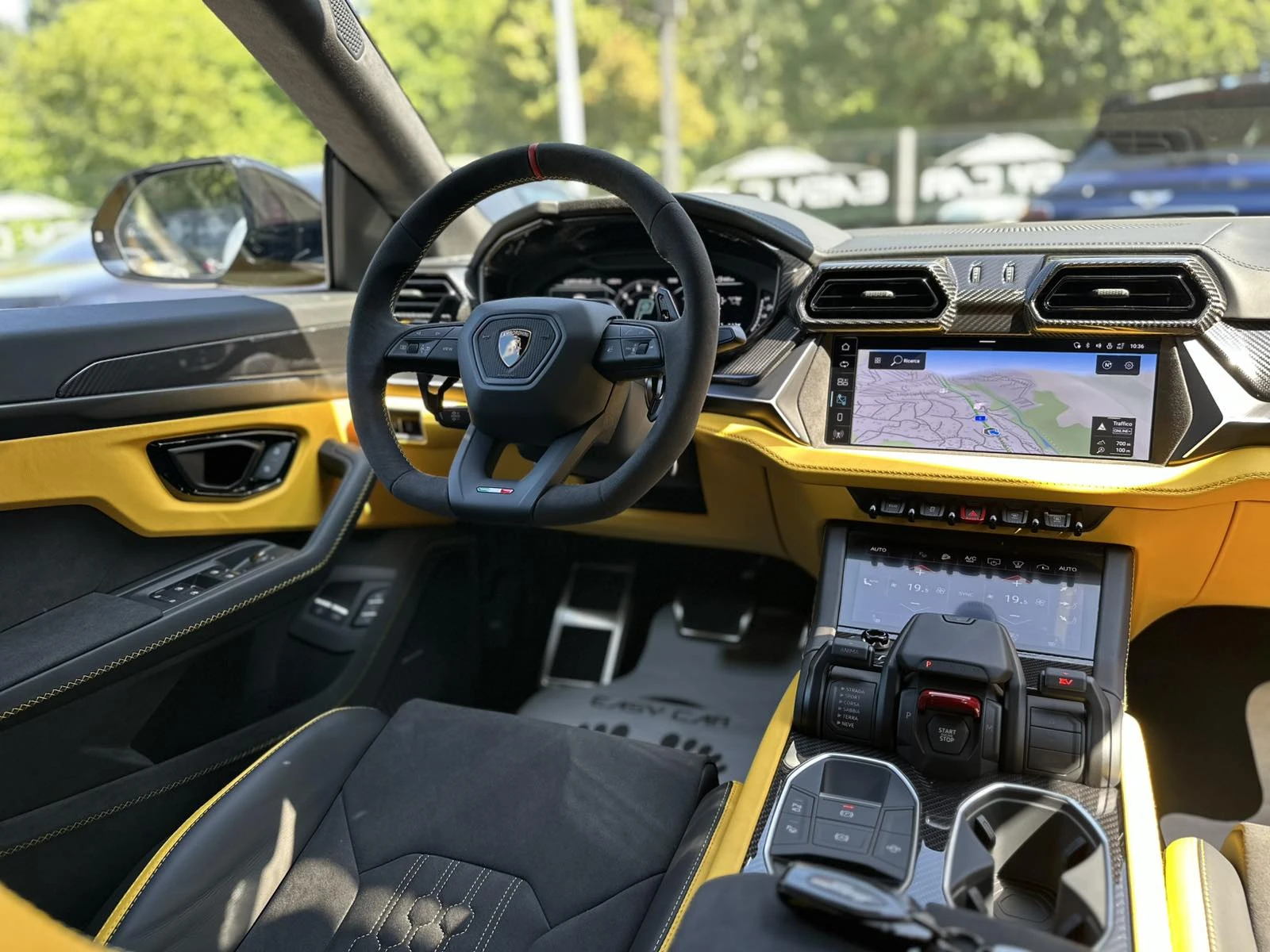 Lamborghini Urus SE V8/ Bang & Olufsen/HUD/ НАЛИЧНА!!! NEW!, снимка 12 - Автомобили и джипове - 54737116