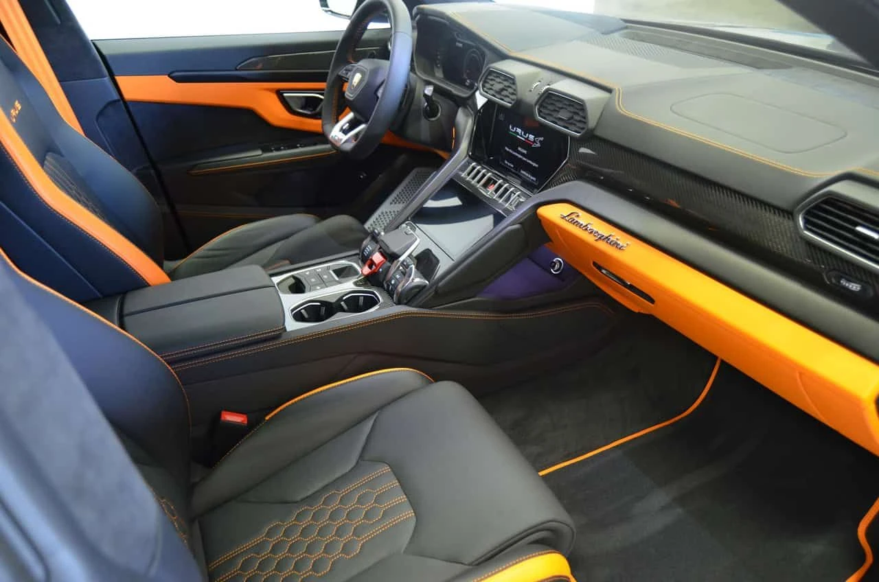 Lamborghini Urus * CARFAX * ЦЕНА ДО БГ, снимка 13 - Автомобили и джипове - 54766862