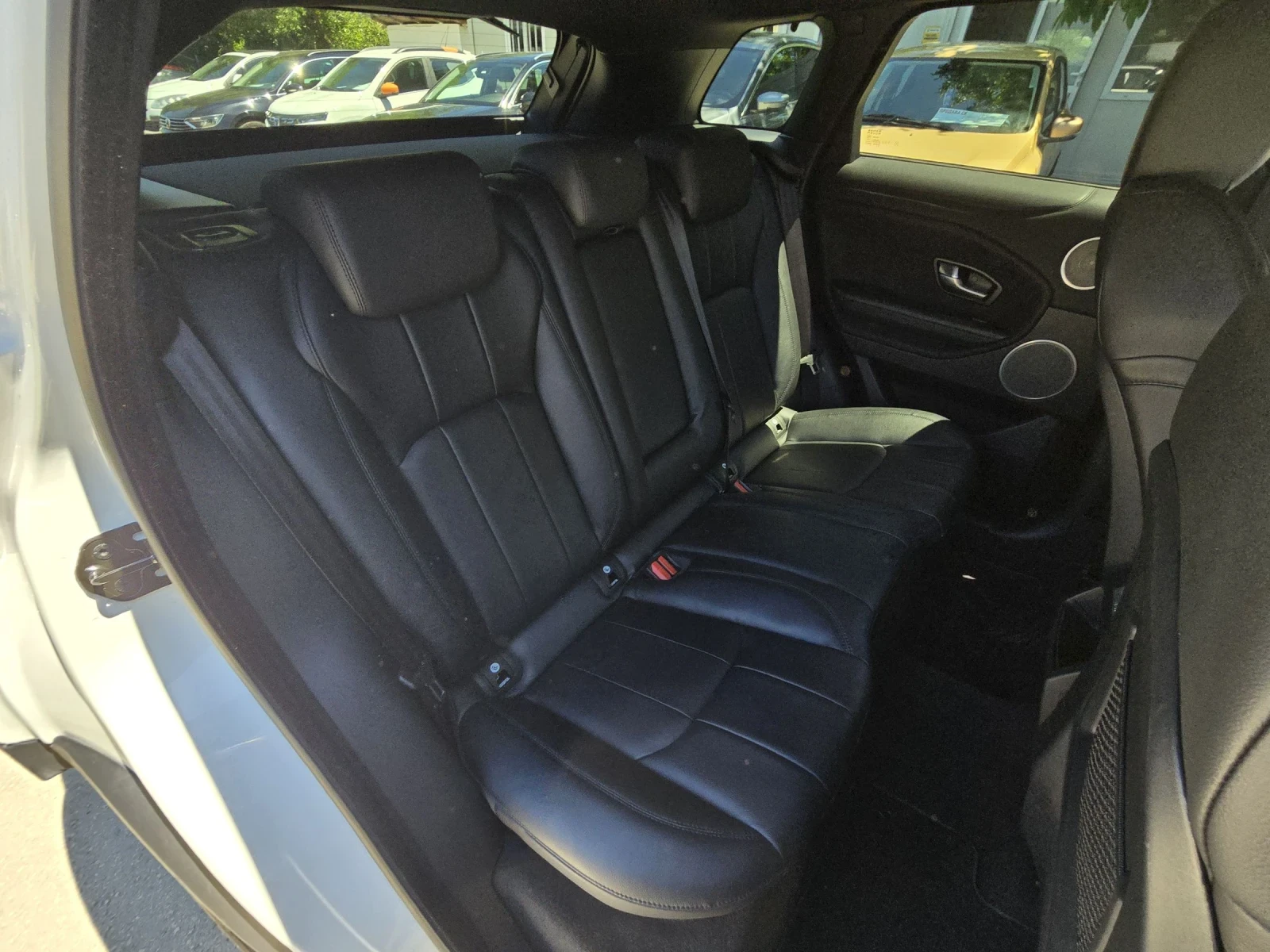 Land Rover Range Rover Evoque 2.0D 150к.с 4х4 Топ състояние , снимка 14 - Автомобили и джипове - 54932884