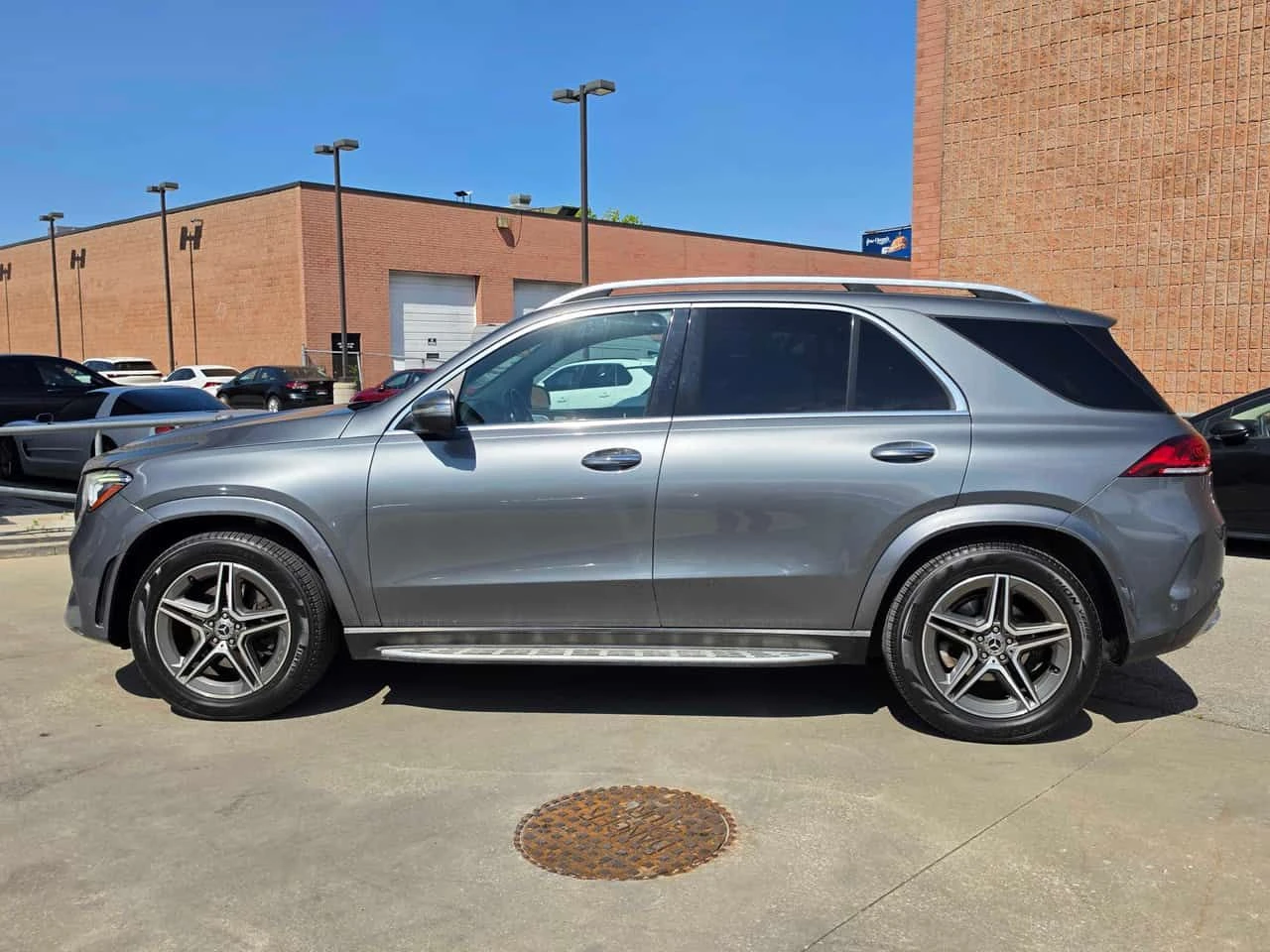 Mercedes-Benz GLE * 350 * CARFAX * ОПЦИЯ ЗА ФИНАНСИРАНЕ , снимка 2 - Автомобили и джипове - 55433957