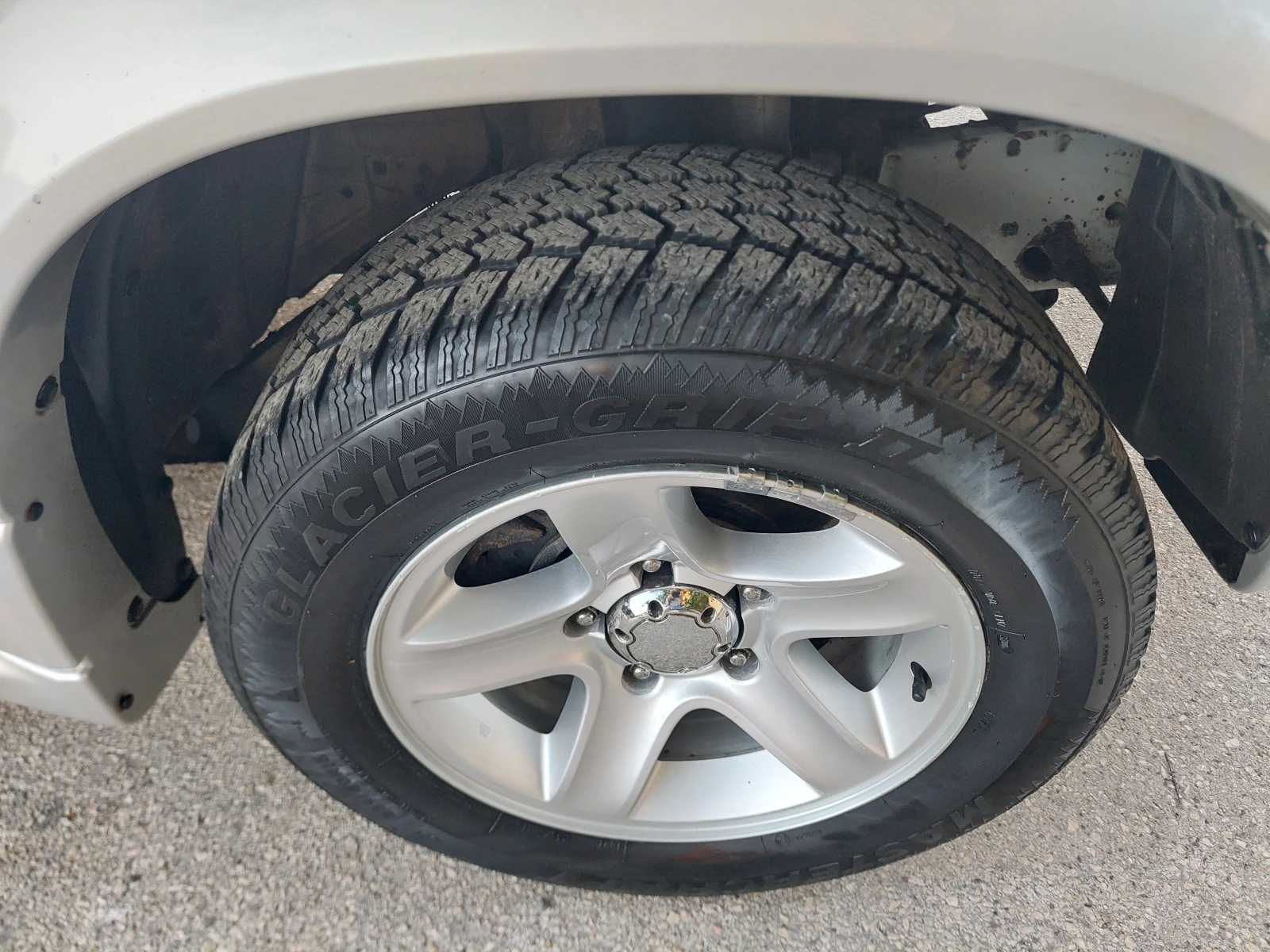 Suzuki Grand vitara ТОП СЪСТОЯНИЕ, снимка 14 - Автомобили и джипове - 55956799