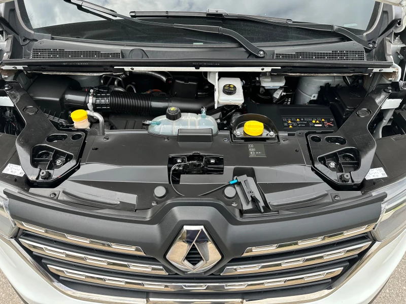 Renault Trafic 2.0D* Led Pure Vision* 8+ 1, снимка 9 - Бусове и автобуси - 50517884