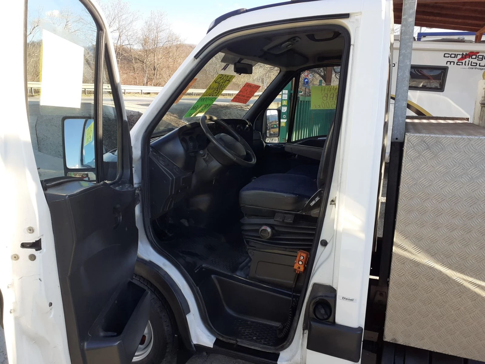 Iveco 35c18  ДО 3, 5т. САМОСВАЛ С КРАН 1.5.Т. 3000 КУБИКА - изображение 9