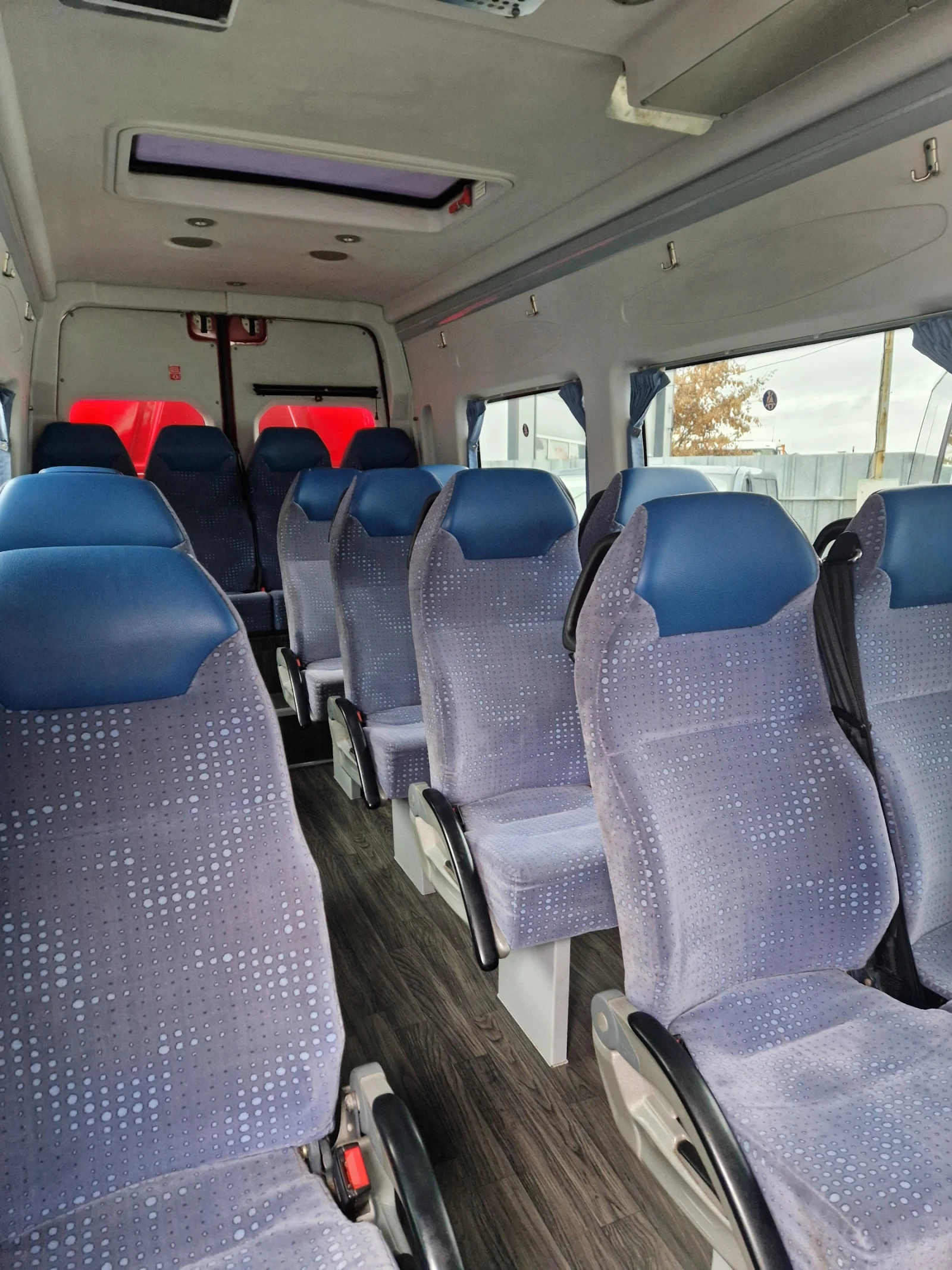 VW Crafter, снимка 6 - Бусове и автобуси - 53894712