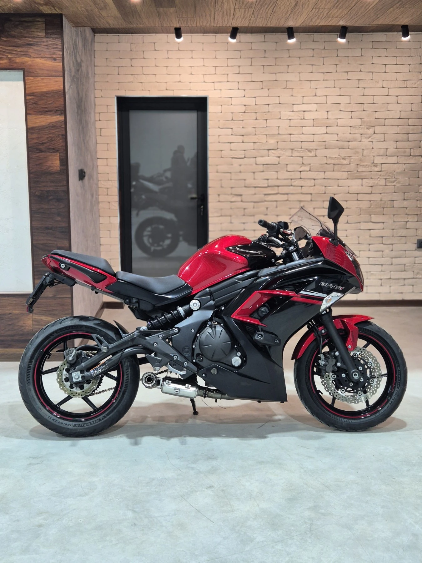 Kawasaki ER -6f 29000км!!! ABS!!! A2!!!Нов внос ШВЕЙЦАРИЯ!!!, снимка 6 - Мотоциклети и мототехника - 53953667