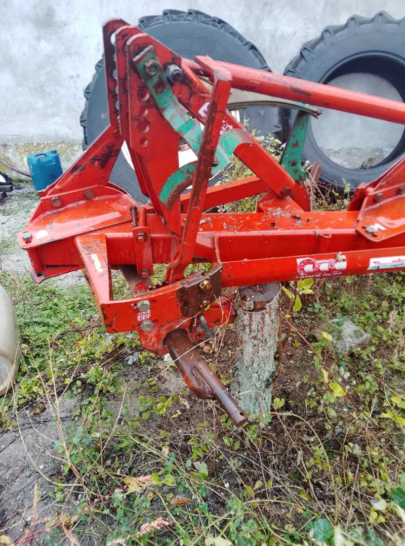 Плуг Kverneland, снимка 2 - Селскостопанска техника - 53013419