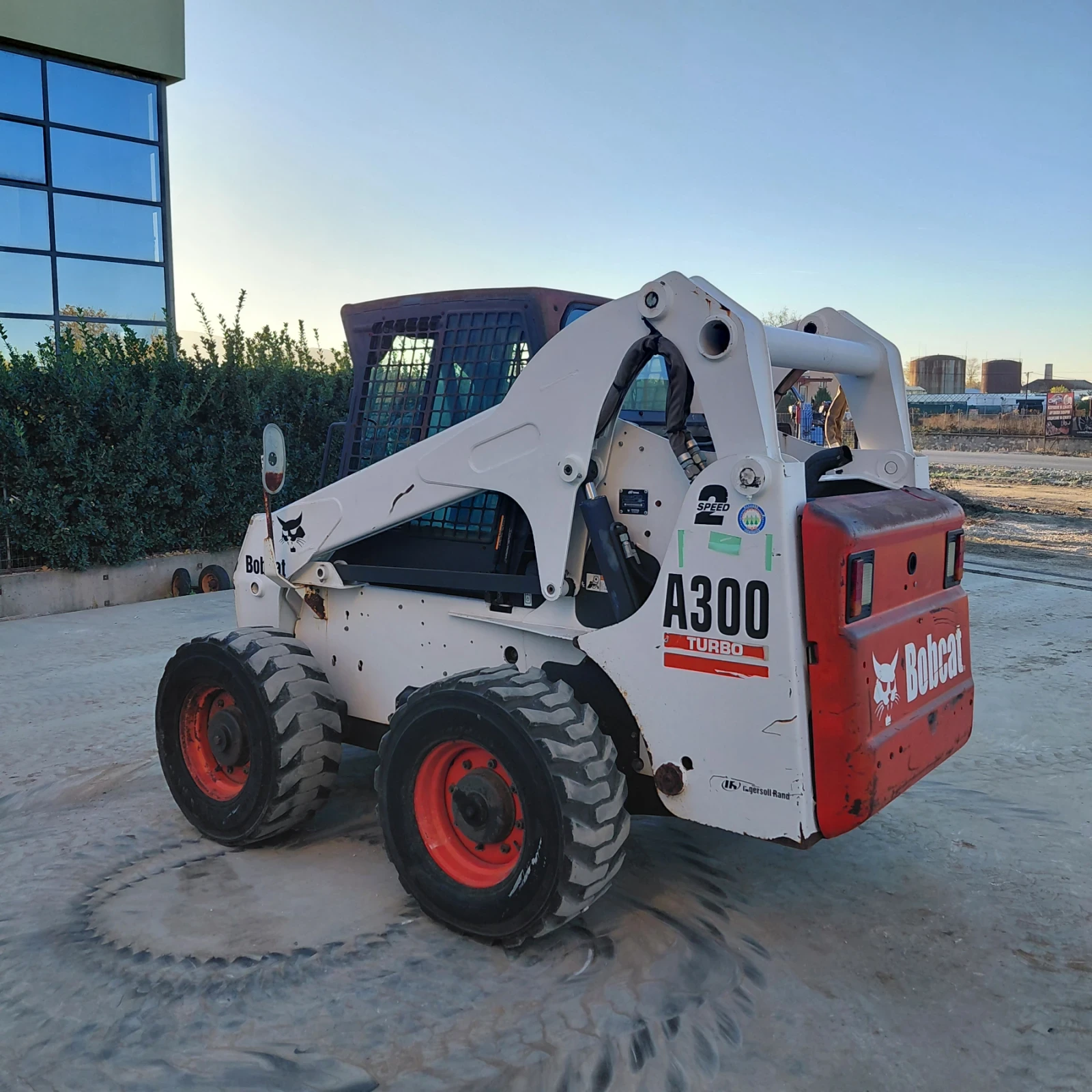    Bobcat A300 *  * 2  *  *  * | Mobile.bg   3