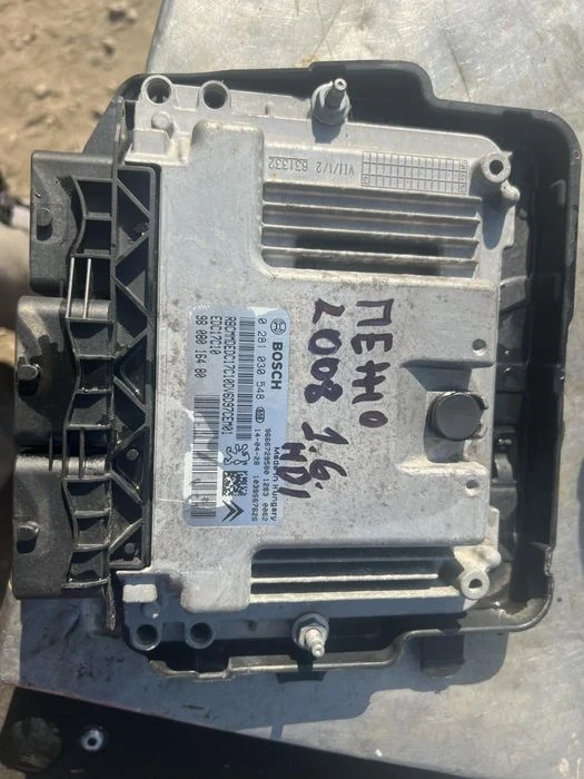 Компютър мотор ECU Peugeot 308 2008 Citroen C3 C4 HDI 30548