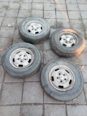        185/80R14  Mitsubishi L300