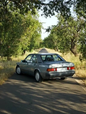 Mercedes-Benz 190 Уникат, снимка 2