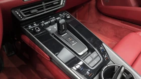 Porsche 911 Carrera 4* ПОДГРЕВ ВОЛАН* BLIND SPOT* КРАЙНА ЦЕНА, снимка 9