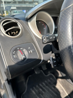 Seat Ibiza 6J 1.6, снимка 11 - Автомобили и джипове - 46209830