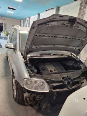 VW Touran 1.6 fsi - 1100 € / 2151.41 лв. - 73575956 3
