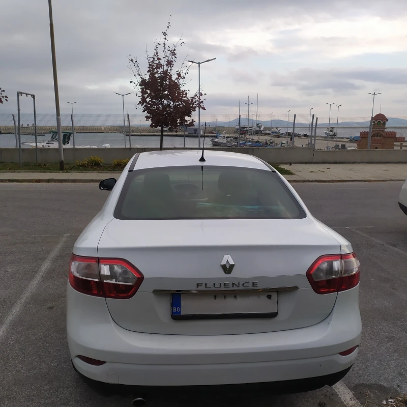 Renault Fluence 1.5dci, снимка 3 - Автомобили и джипове - 47911529