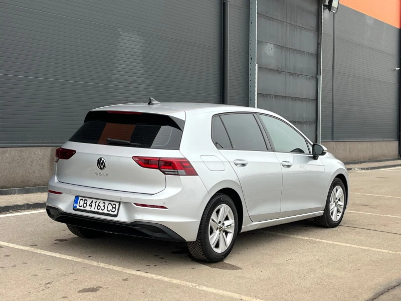 VW Golf LIFE/1.5TSI/150к.с./Гаранция, снимка 4 - Автомобили и джипове - 49465450