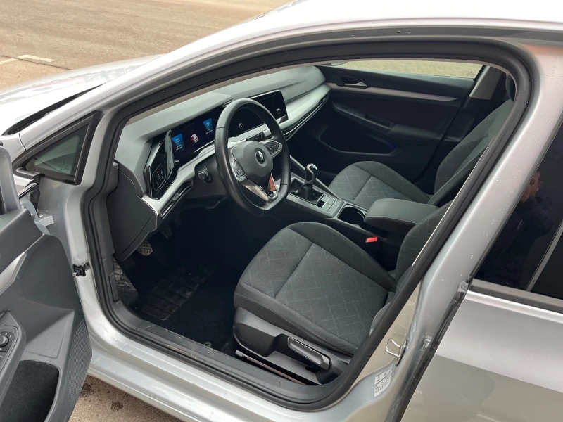 VW Golf LIFE/1.5TSI/150к.с./Гаранция, снимка 5 - Автомобили и джипове - 49465450