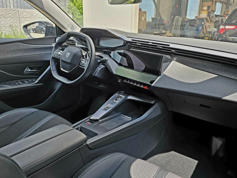 Peugeot 308 1.5BlueHdi EAT8 ALLURE.Лизинг, снимка 11 - Автомобили и джипове - 50390485