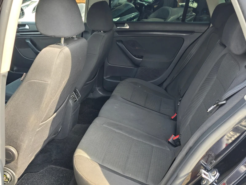 VW Golf 2.0TDi/Aвт./Лизинг, снимка 14 - Автомобили и джипове - 51909352