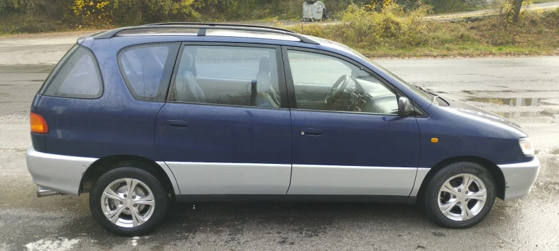 Toyota Picnic, снимка 4 - Автомобили и джипове - 51692633