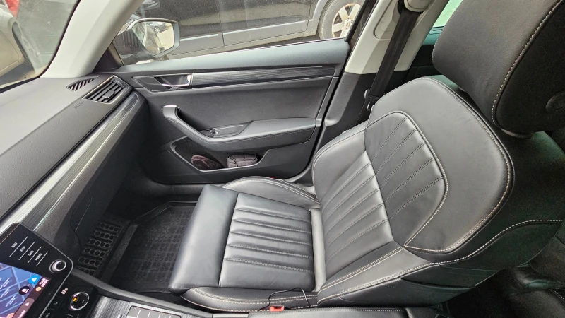 Skoda Superb В ГАРАНЦИЯ - 2.0TDI, DSG Автомат 7, 200 к.с., снимка 12 - Автомобили и джипове - 52051910
