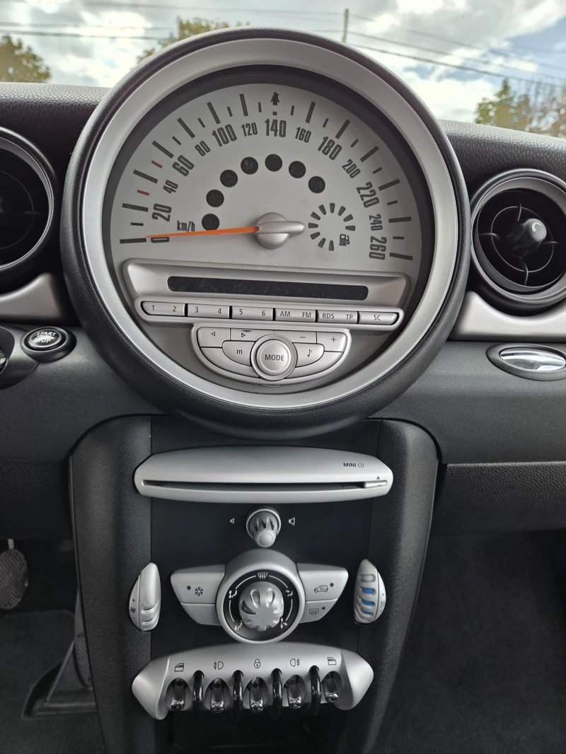 Mini Cooper 1.6 D, снимка 10 - Автомобили и джипове - 51744903