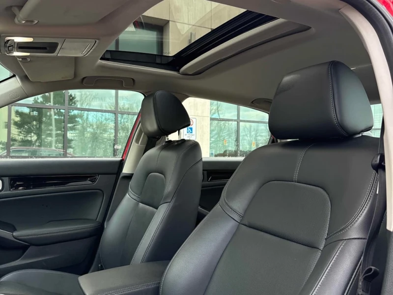 Honda Civic Touring  CARFAX, снимка 10 - Автомобили и джипове - 52575151