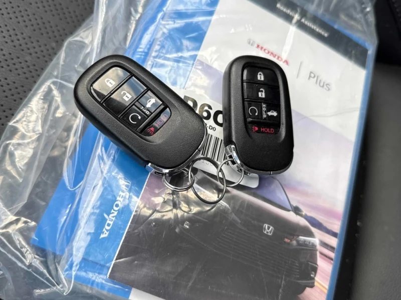 Honda Civic Touring  CARFAX, снимка 13 - Автомобили и джипове - 52575151