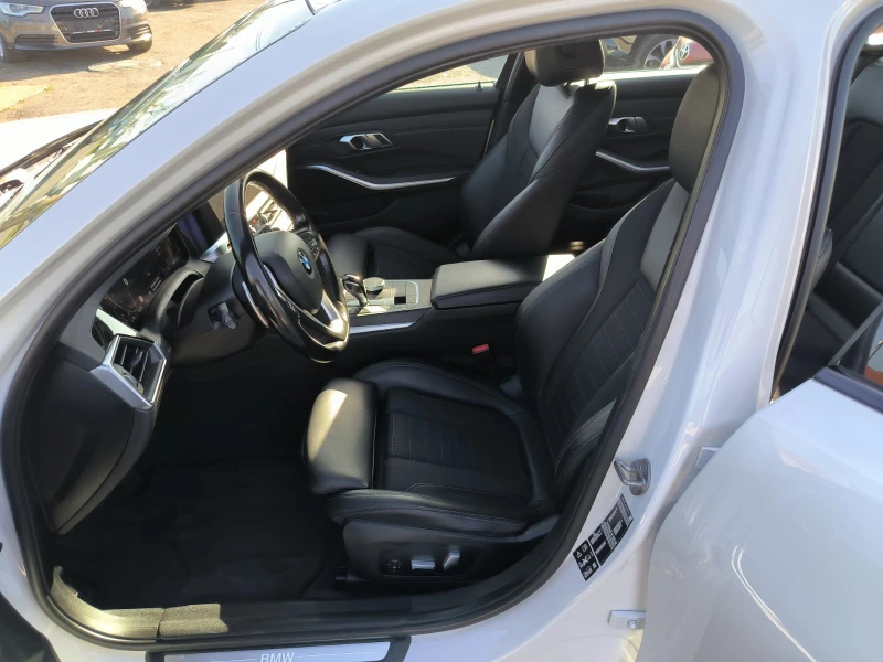 BMW 320 2.0d-X drive-360kameri-Keyless-Euro-6D, снимка 15 - Автомобили и джипове - 52857065
