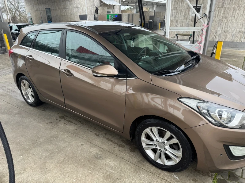 Hyundai I30, снимка 10 - Автомобили и джипове - 52905564