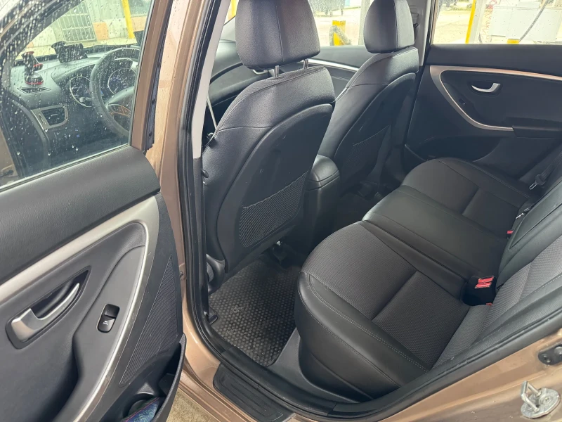 Hyundai I30, снимка 5 - Автомобили и джипове - 52905564