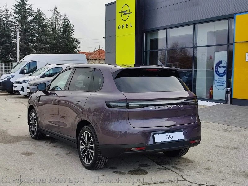 Leapmotor B10 B10 Design BEV  67.1kWh (160kw/218hp), снимка 6 - Автомобили и джипове - 53052414