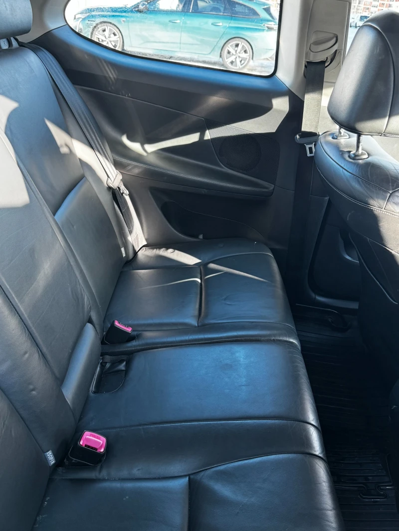 Toyota Auris, снимка 7 - Автомобили и джипове - 53078300