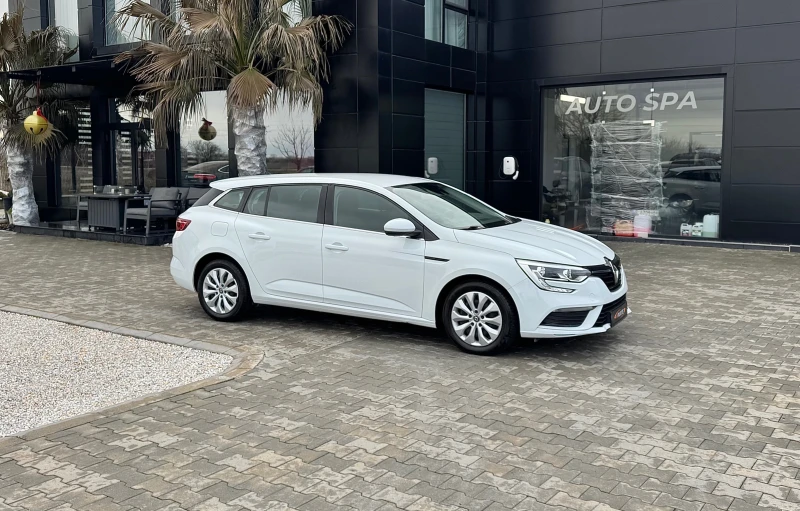 Renault Megane 1.5DCi , снимка 3 - Автомобили и джипове - 53090322