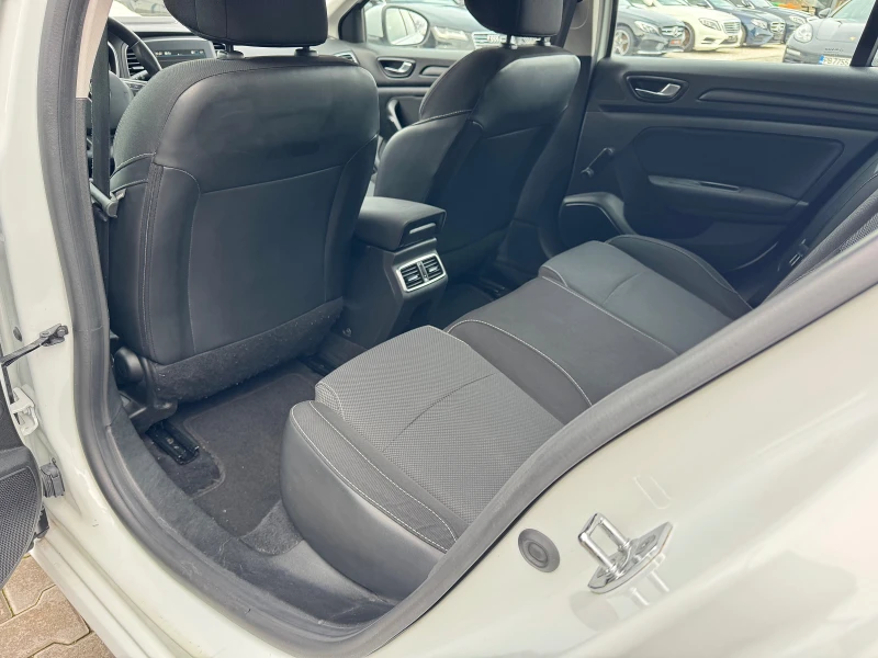 Renault Megane 1.5DCi , снимка 13 - Автомобили и джипове - 53090322