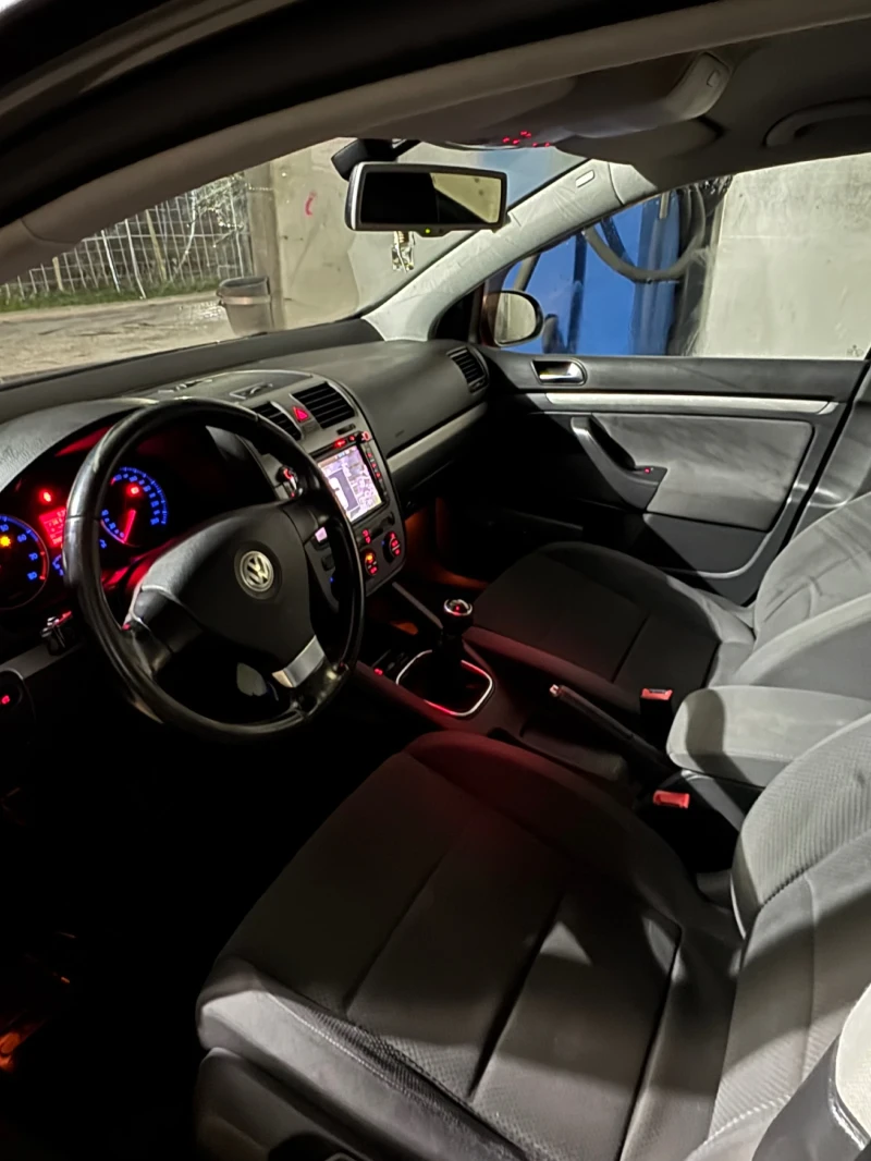 VW Golf, снимка 7 - Автомобили и джипове - 53113563