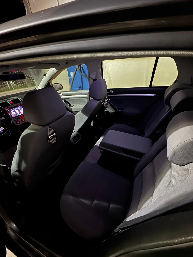VW Golf, снимка 6 - Автомобили и джипове - 53113563