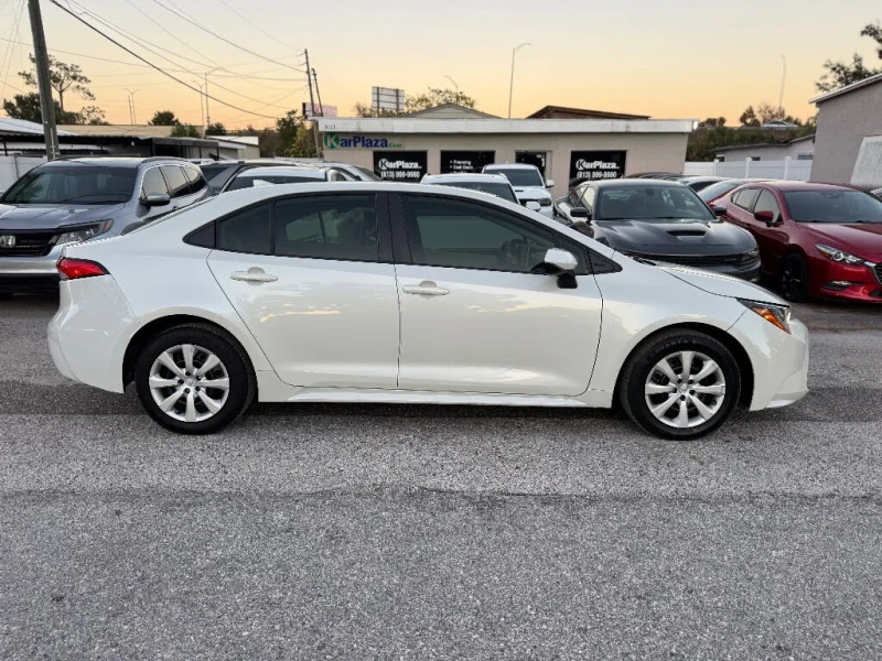 Toyota Corolla !LE FWD!* АвтоКредит* Цена до БГ* , снимка 5 - Автомобили и джипове - 53373985