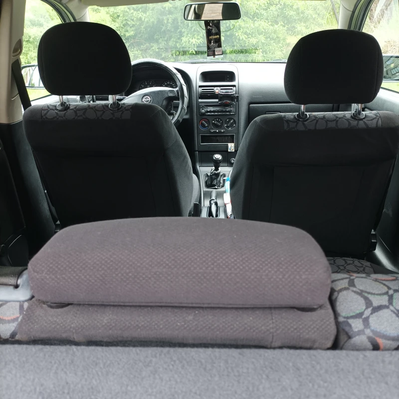 Opel Astra 1.6, снимка 7 - Автомобили и джипове - 53400235