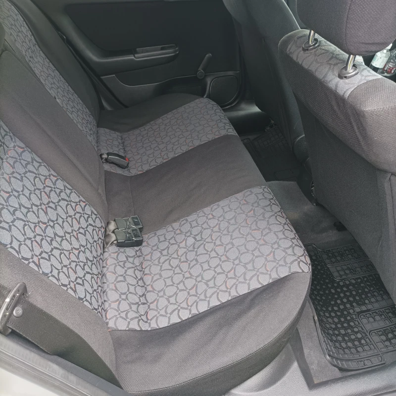 Opel Astra 1.6, снимка 13 - Автомобили и джипове - 53400235