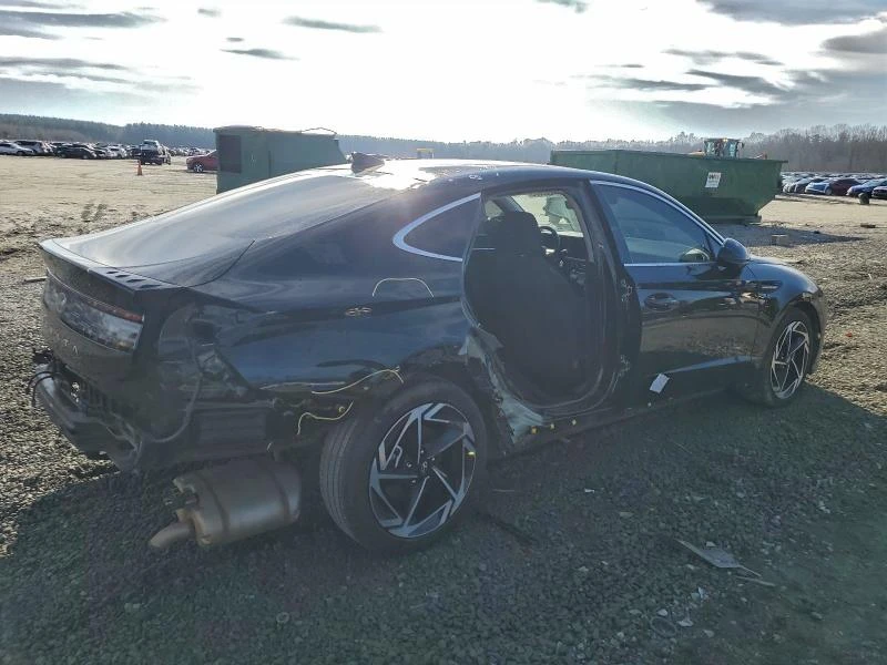 Hyundai Sonata 2.5L 4 Front-wheel Drive, снимка 3 - Автомобили и джипове - 53929036