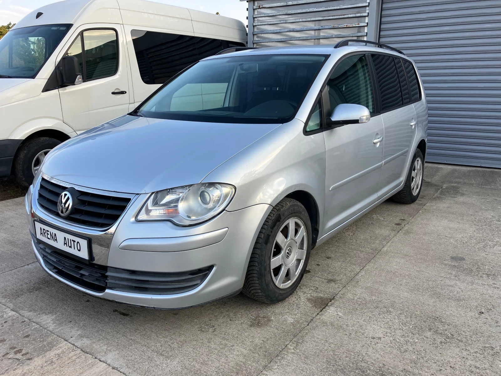 VW Touran 1.4 TSI, снимка 2 - Автомобили и джипове - 48863925