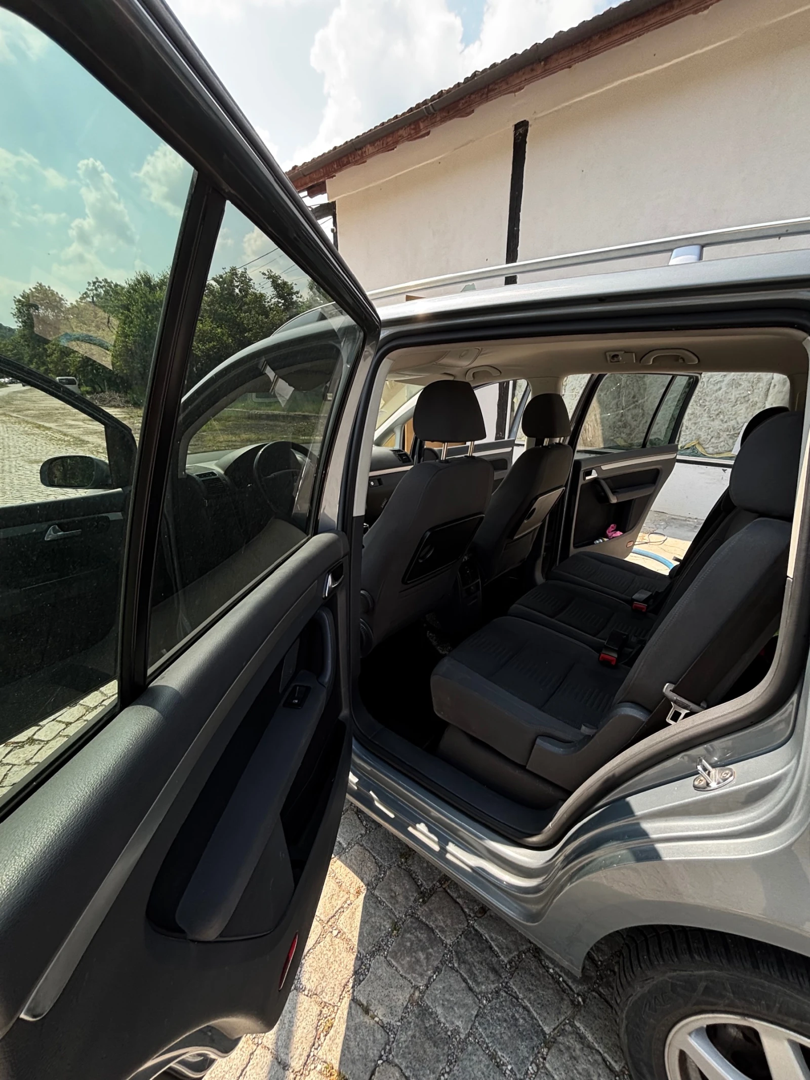 VW Touran 1.4 - изображение 10