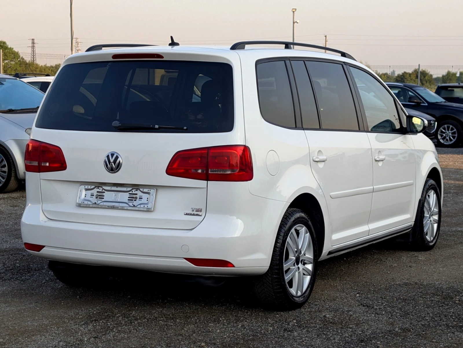 VW Touran 1.4TSi EcoFuel 2013г.Подгрев - изображение 3