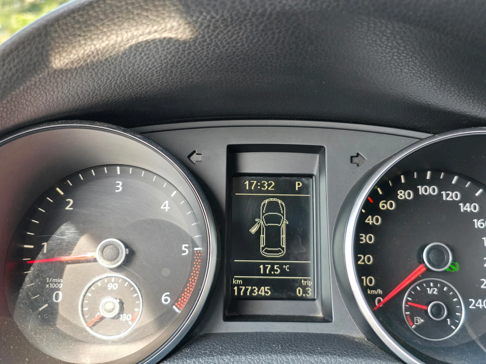 VW Golf 2.0TDi/A./ | Mobile.bg   11