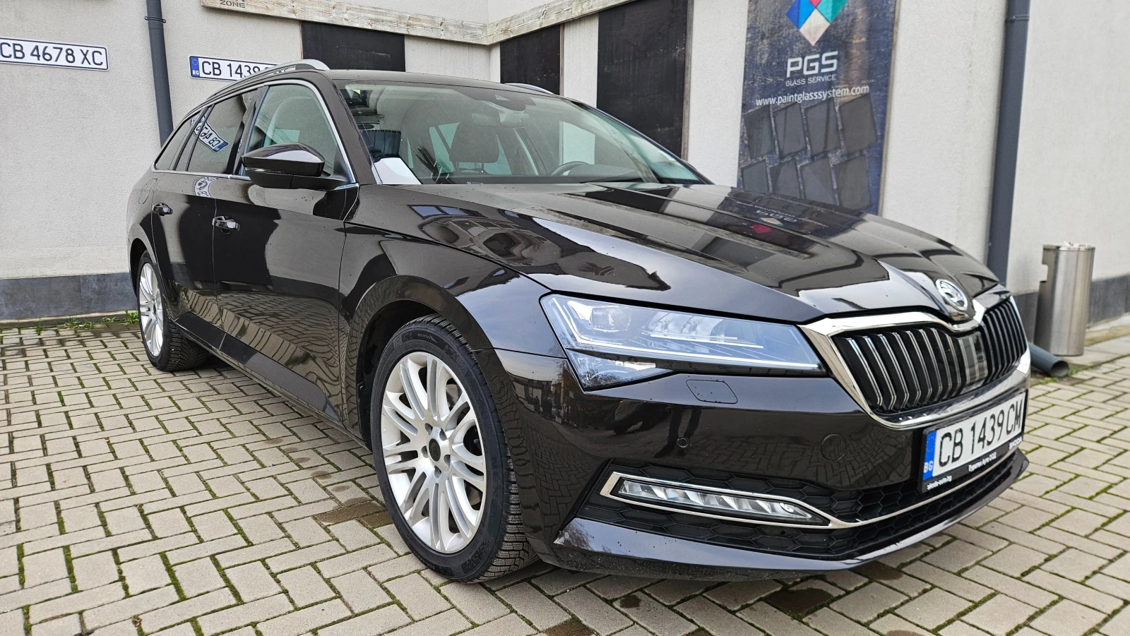 Skoda Superb � �������� - 2.0TDI, DSG_7 ���������, 200 �.�. | Mobile.bg � ����������� 2