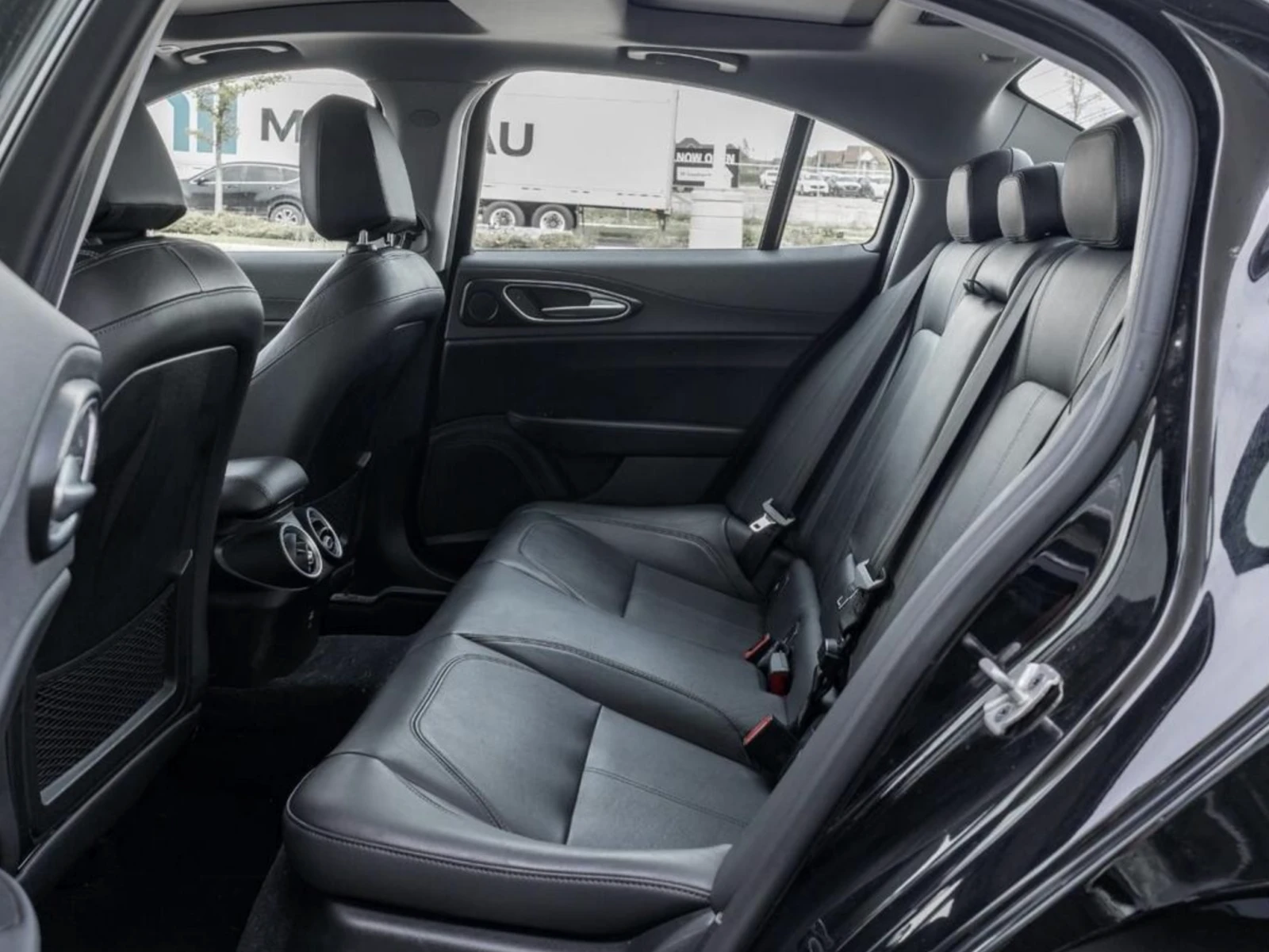 Alfa Romeo Giulia 2.0 Q4 ZF8 | Mobile.bg   15