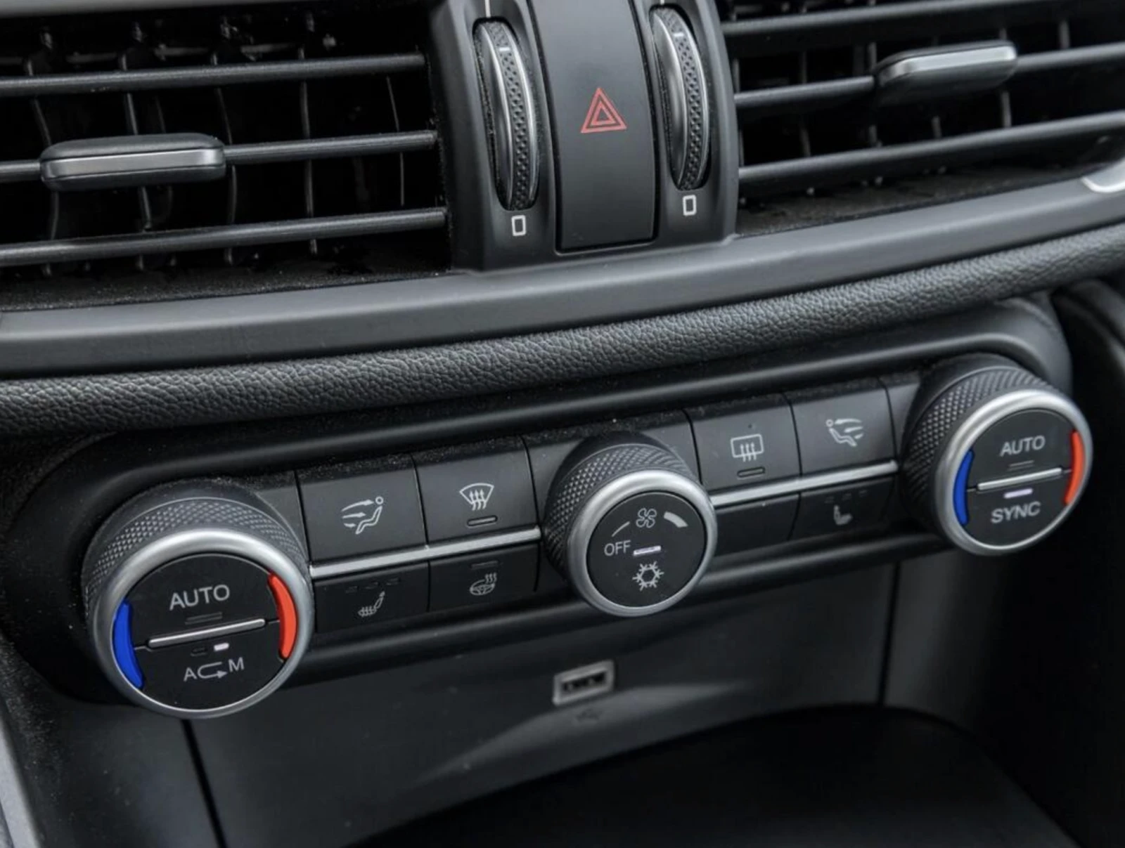 Alfa Romeo Giulia 2.0 Q4 ZF8 | Mobile.bg   11