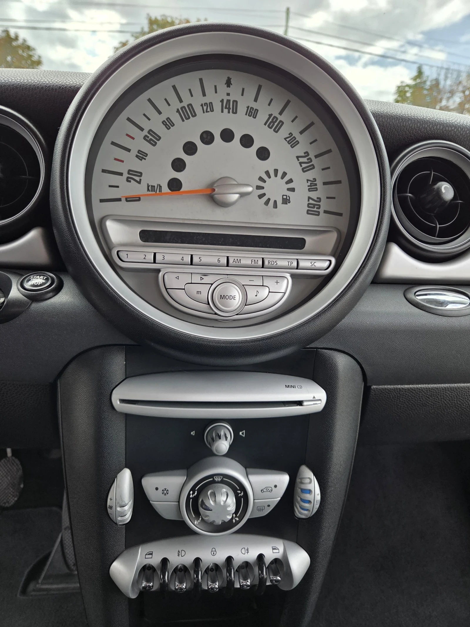 Mini Cooper 1.6 D - изображение 10
