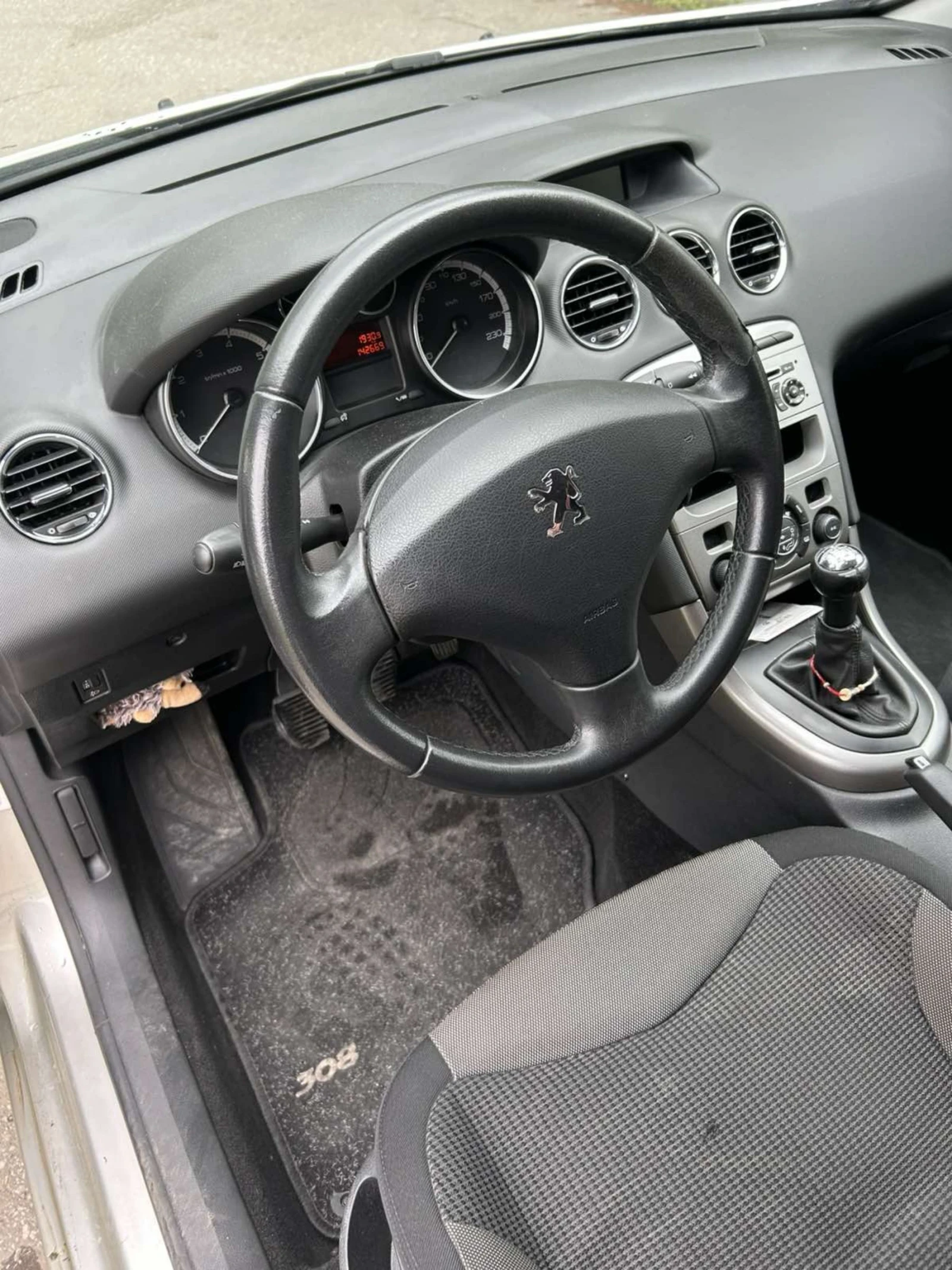 Peugeot 308 Бензин - изображение 7